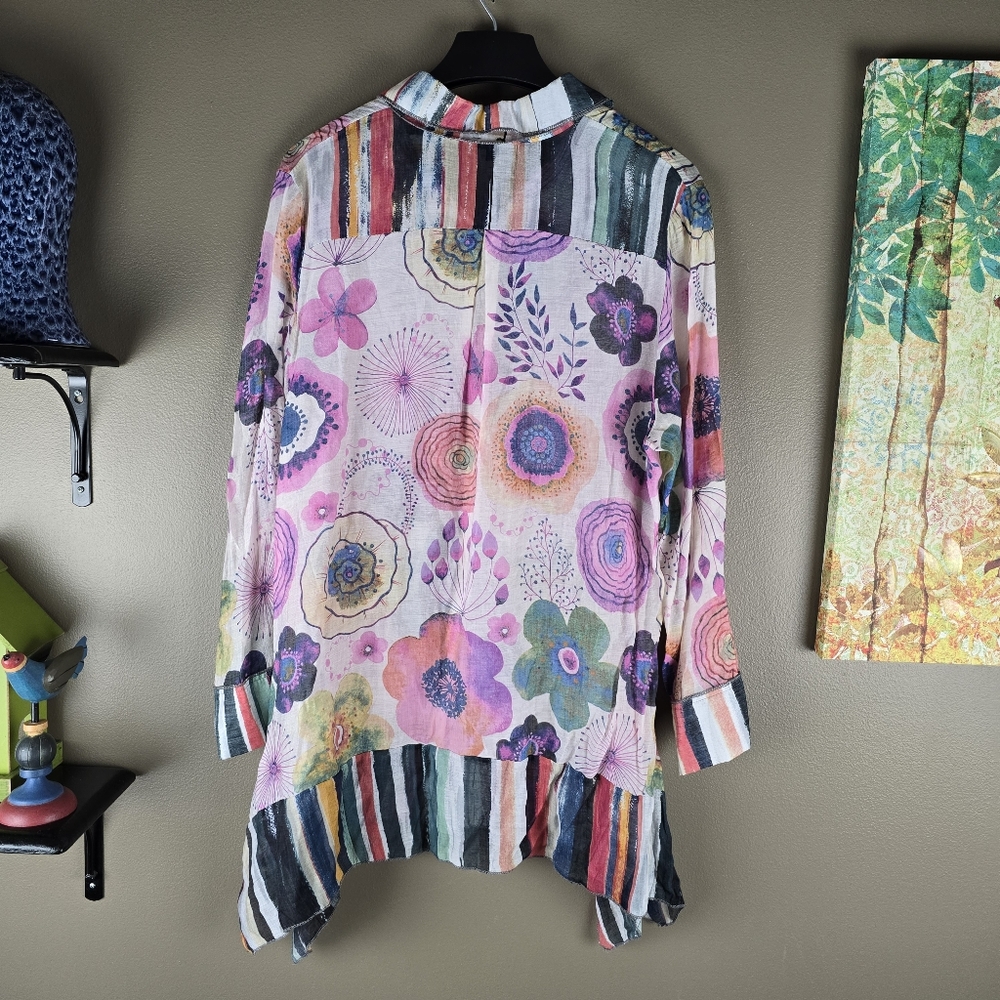 Colorful Floral Women's Blouse - Picture 9 of 15